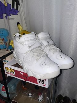 Charles Barkley’s Size 8