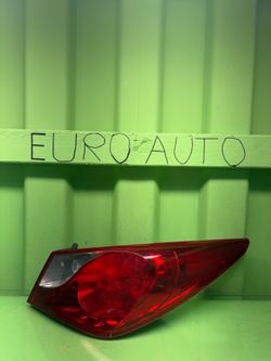 2011 2012 2013 Hyundai Sonata Right Passenger Side Tail Light OEM