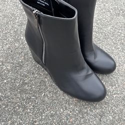 Women’s Black Boots