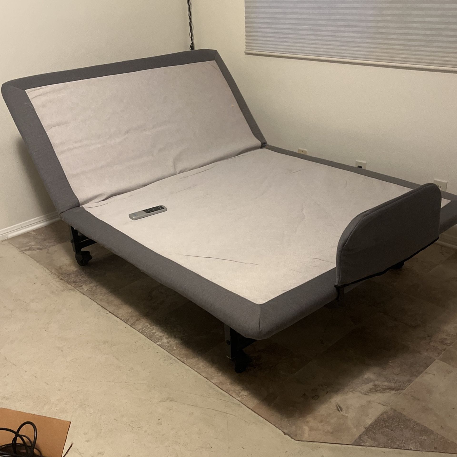 Flexabed Motorized Bed (Queen)
