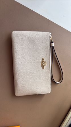Coach clutch purse