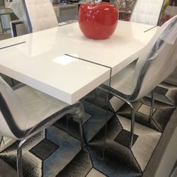 New White Glossy Table Top / Glass Legs With Chairs color White,grey ,black 