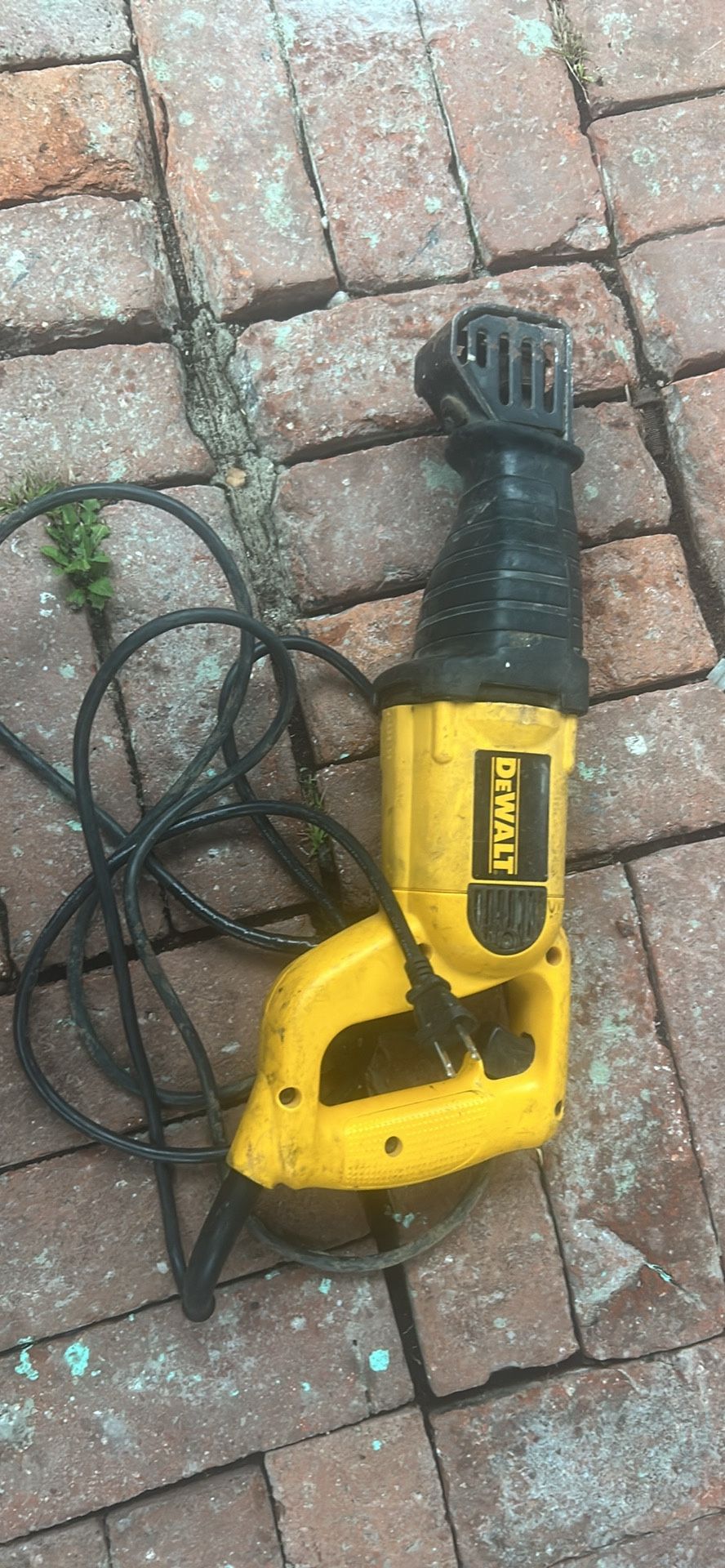 Dewalt Saw Sall