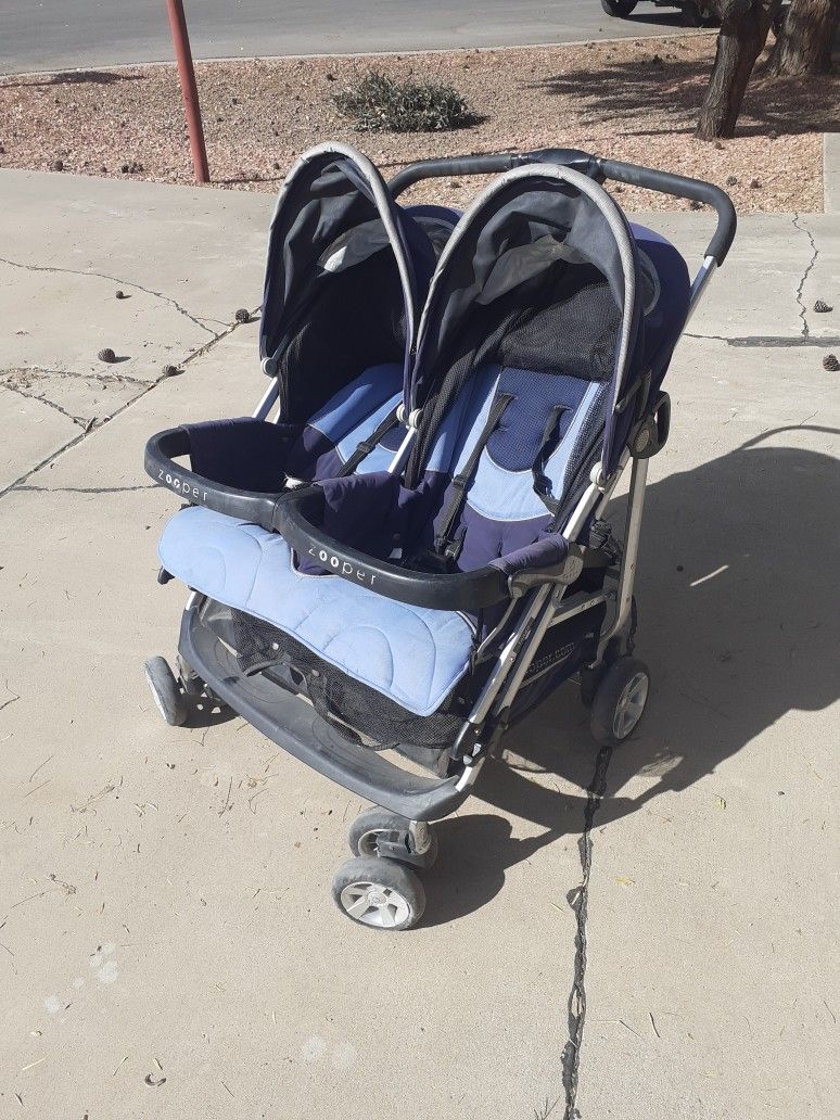 Dobble Stroller