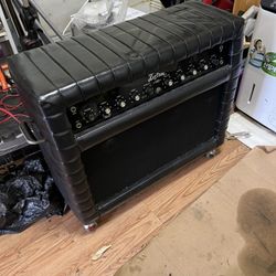 KUSTOM.   Amp.    Model.  150 ( Not.  Tubes. ). 