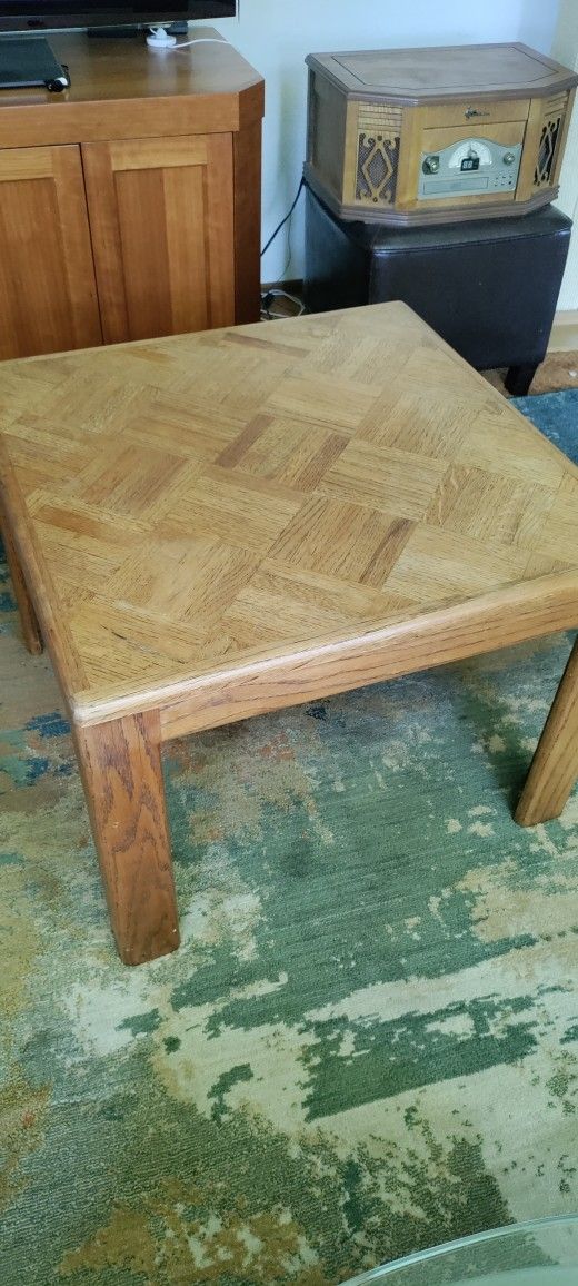 Coffee Table/ End Table