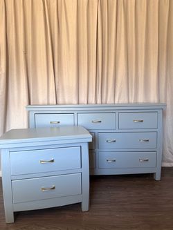 Refinished Wooden Dresser & Nightstand Set