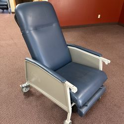 Geri Chair - 400 lb Capacity - Great Condition