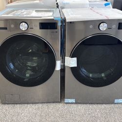 Brand New LG Washer And Gas Dryer Set