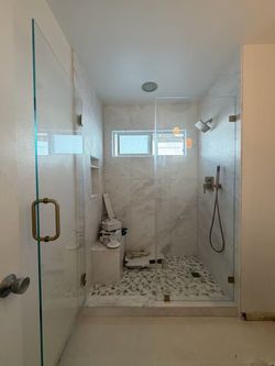 Frameless Glass Shower Doors – Factory Direct Prices
