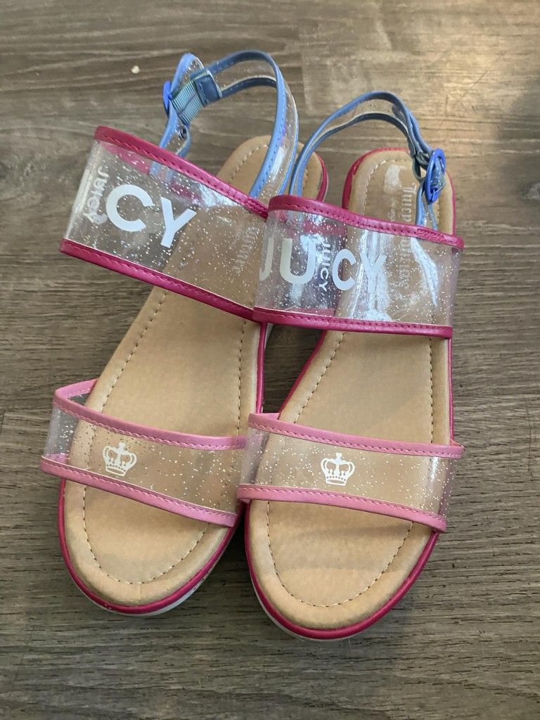 Juicy Sandals