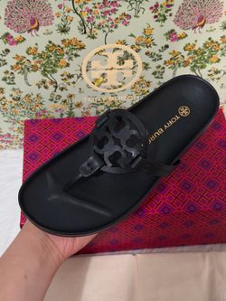Tory burch sandals