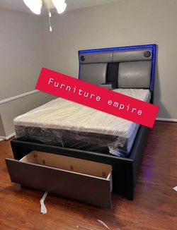 Furniture bedroom set and mattress