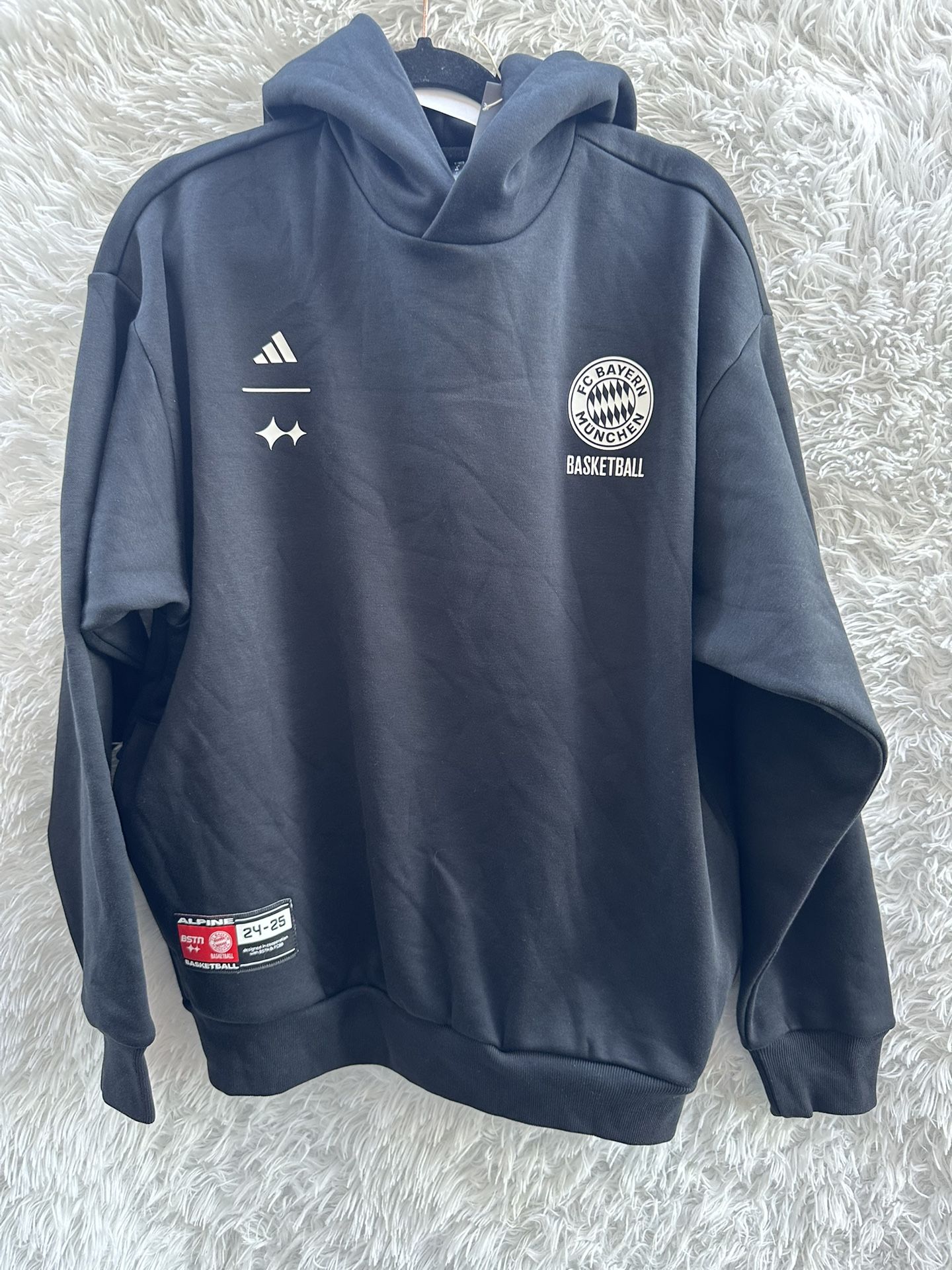 New Adidas Alpine Basketball Hoodie sweater size XS