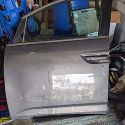2015 Honda Odyssey Driver Door