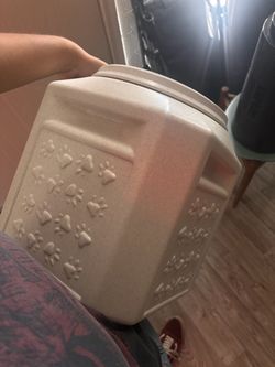 pet food sealed container