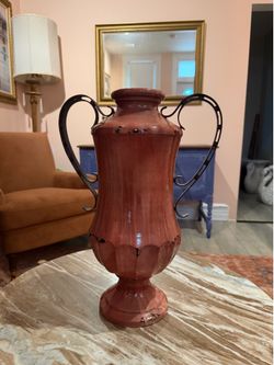 Vase decor