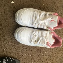 Jordan 5 Retro Low Size 5 n A Half 