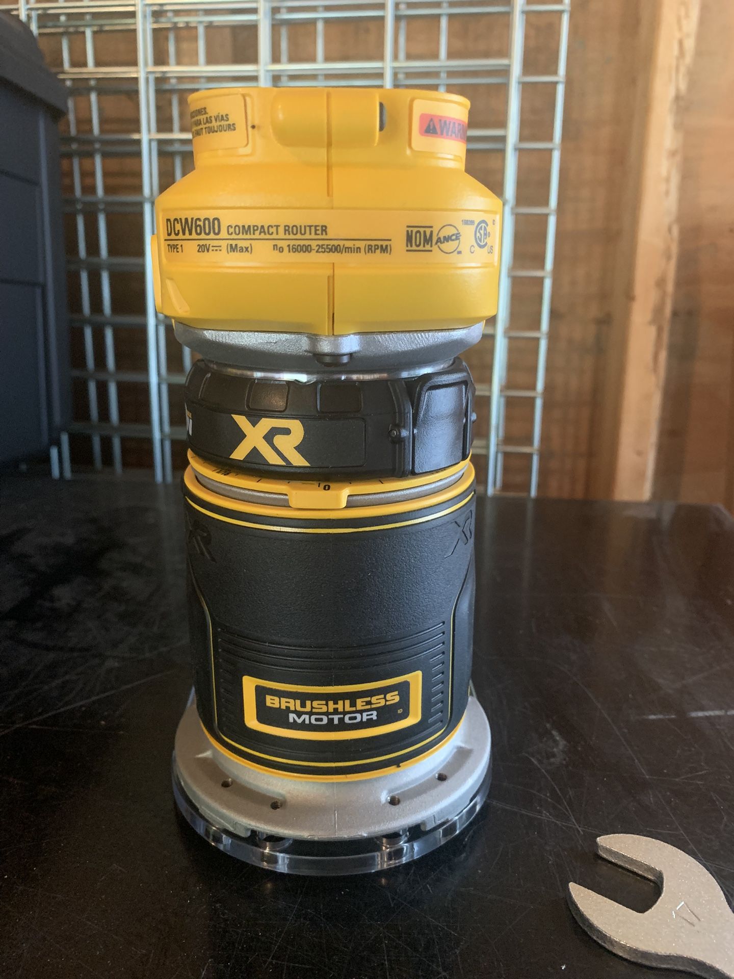 DeWALT 20V Compact Router