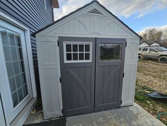 Suncast 8x10 Shed (1600 New)