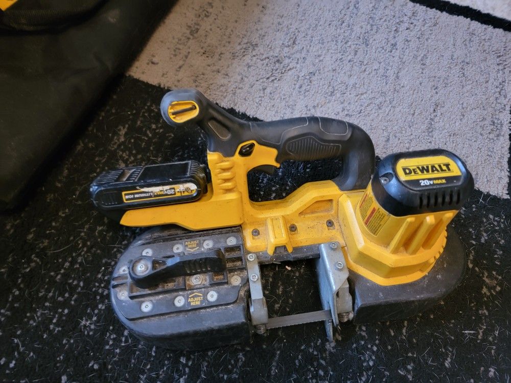 Dewalt Bandsaw With Battery And Bag