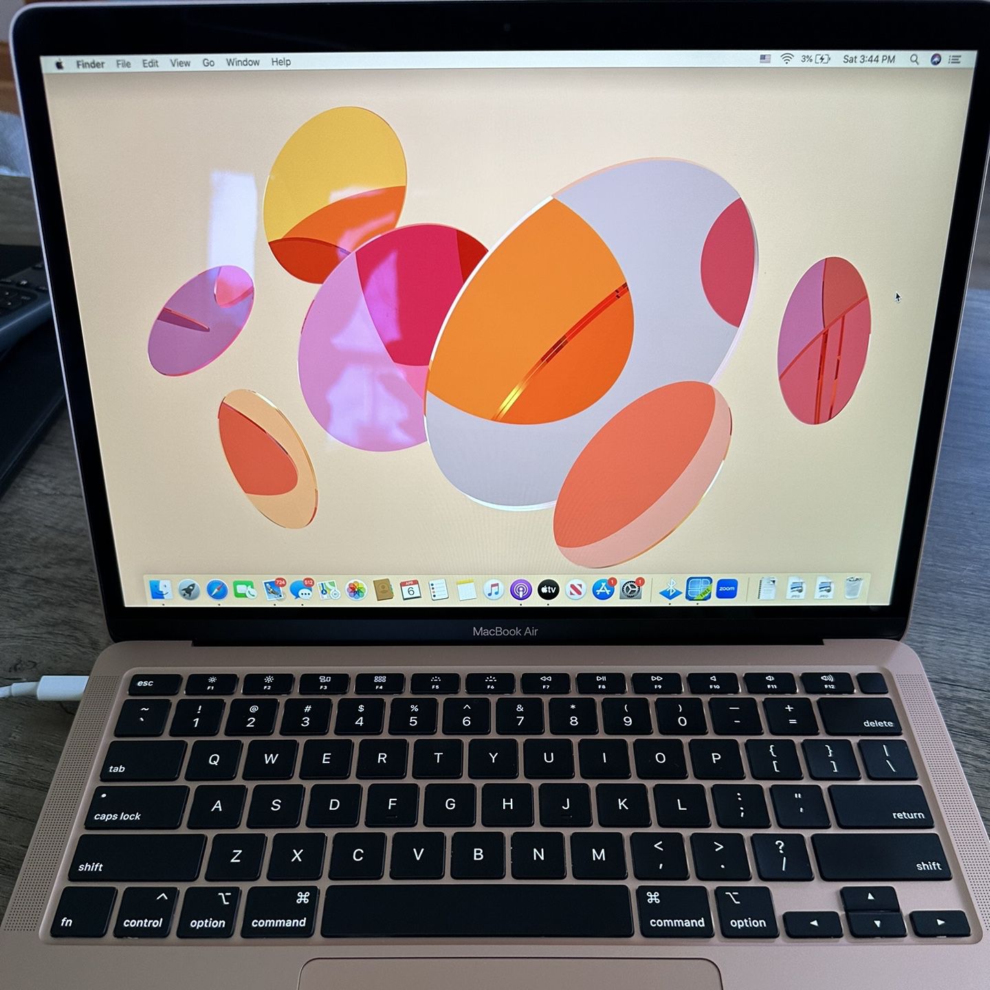 Apple - MacBook Air 13.3" Laptop with Touch ID - Intel Core i3 - 8GB Memory - 256GB Solid State Drive - Gold