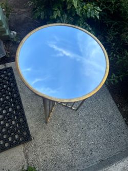 Mirror accent table