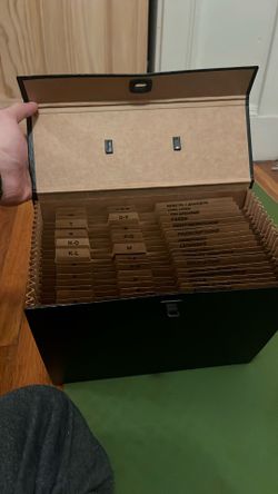  Free 19-Pocket Document File with Handle - Like New