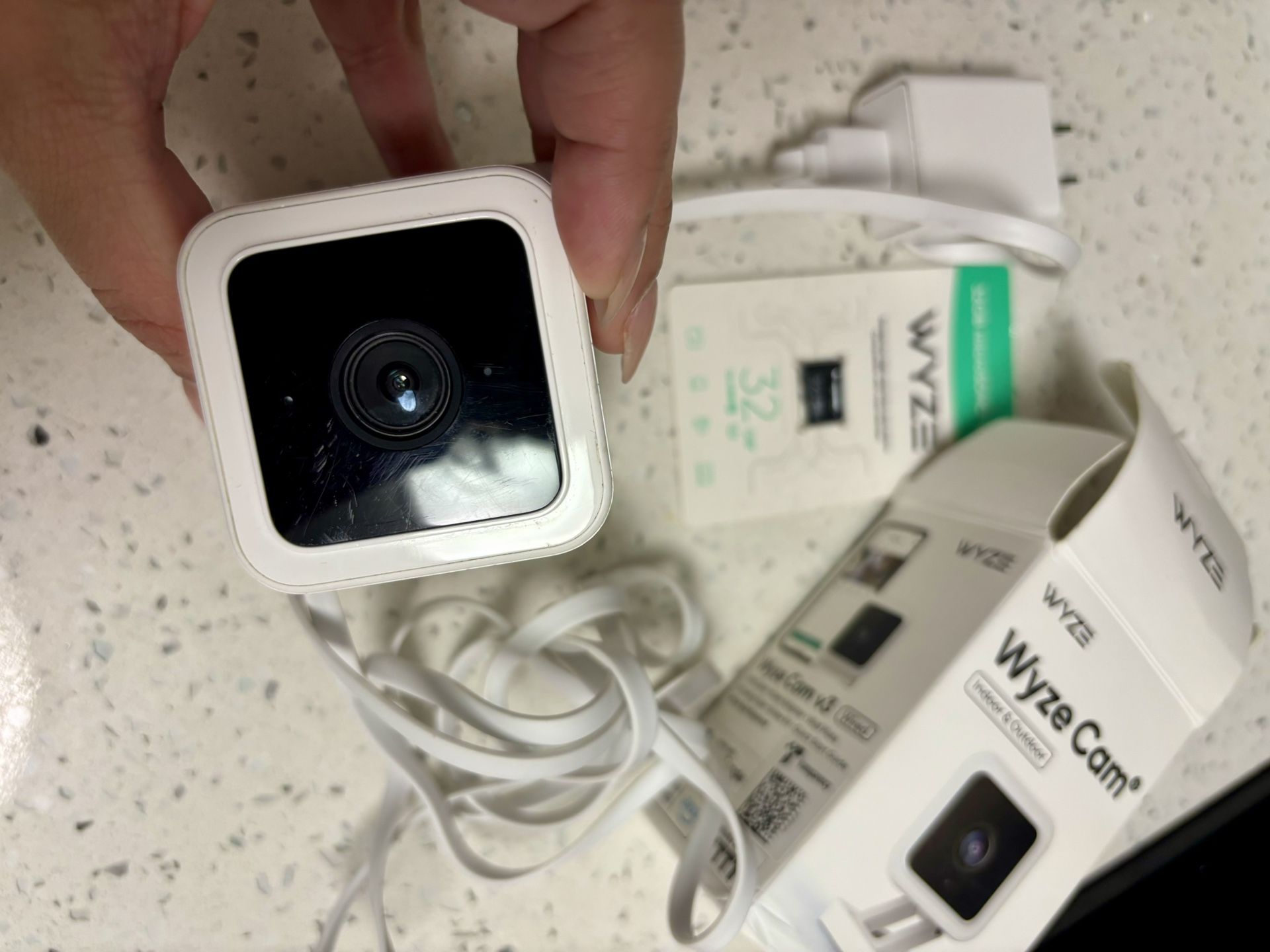WYZE Indoor/Outdoor Camera V3
