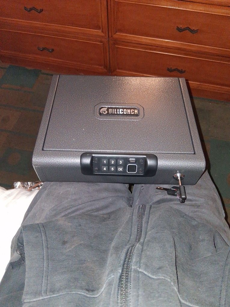 Billconch  Model A-1  Safe 