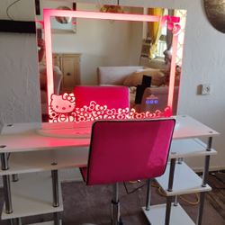 Hello Kitty Vanity 