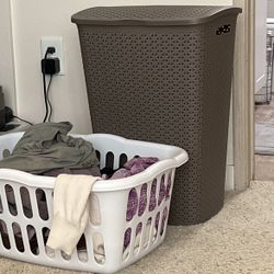 Closet Organizers, Plastic Drawers, Laundry Baskets