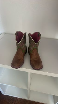 Girls Boots