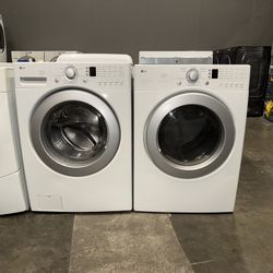 LG LARGE CAPACITY WASHER DRYER ELECTRIC SET STACKABLE 