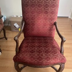 8 Dining Room Chairs 