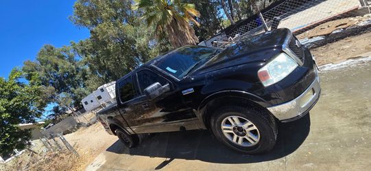 2004 Ford F-150 Crew Cab Pickup Truck