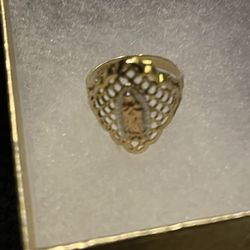 Gold Virgen Mary Ring 
