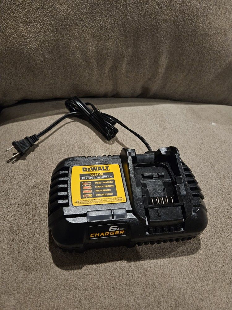 Dewalt 6 Amp Charger