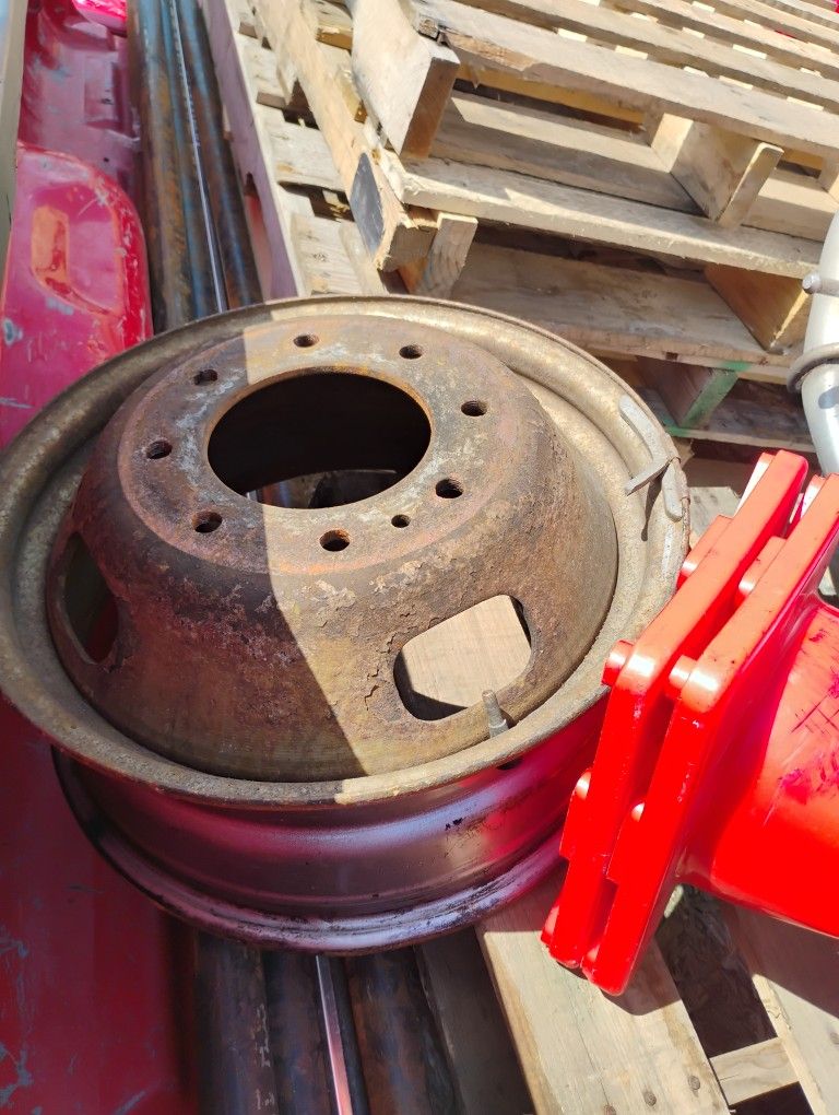 Dually Wheels 30.00 Make Offer. If Interested