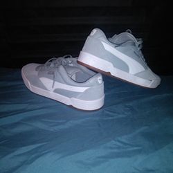 Puma. Sneakers Size 10