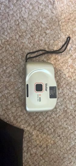 Vivitar IC 400 Focus Free Camera