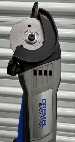 Saw-Max 6 Amp Variable Speed Corded Tool