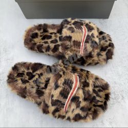 BaIenciaga slides