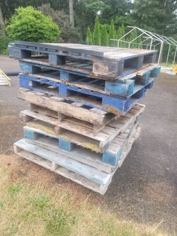 10 free pallets