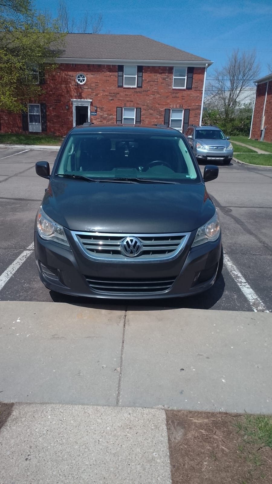 2012 Volkswagen Routan