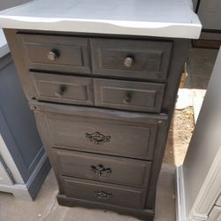 High Quality Wood Freshly Sanded And Painted Black And White Mini 4-drawer Dresser Standd