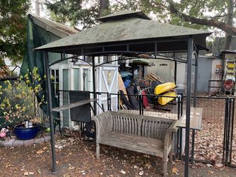 BBQ awning