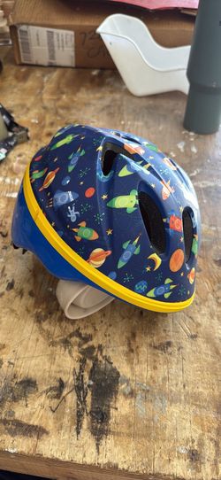 Schwinn toddler helmet