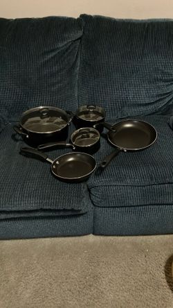 Farberware 8 Piece Pot And Pans Set