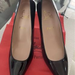 New Women Heels- Many Colors Available- Inquire About Size 